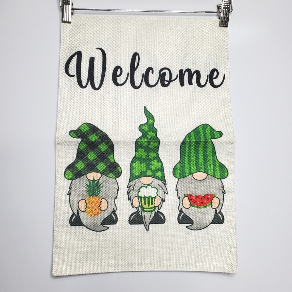 NEW Green Welcome St Patrick’s Day Plaid Shamrock House Yard Garden Flag Knomes